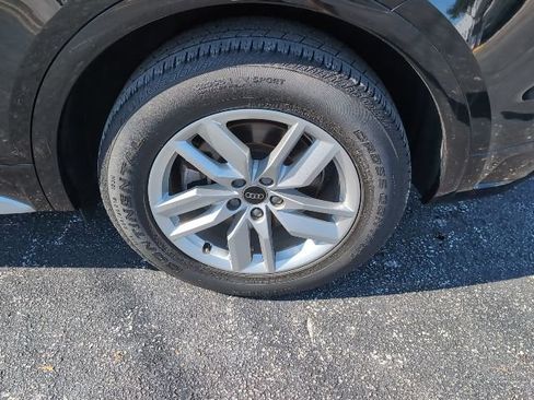 Used 2023 Audi Q5 2.0T Premium w/ Convenience Package image 7