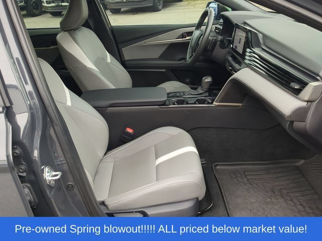 Used 2025 Toyota Camry SE FWD image 45