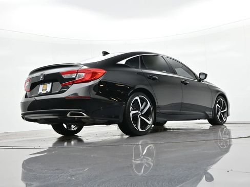 Used 2022 Honda Accord Sport image 25