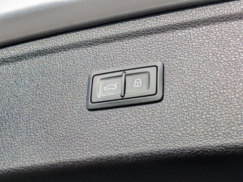 Used 2023 Audi SQ5 Premium Plus image 14