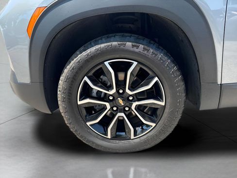 Used 2023 Chevrolet TrailBlazer ACTIV AWD/4WD image 5