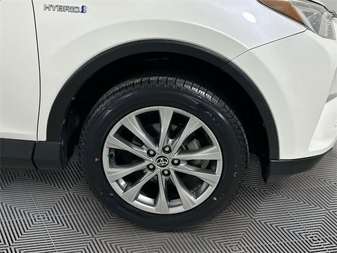 Used 2016 Toyota RAV4 Limited image 24