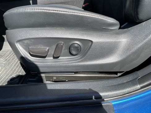 Used 2019 Toyota Camry XLE FWD image 14