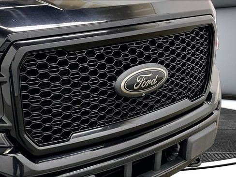 Used 2020 Ford F150 Lariat w/ Equipment Group 502A Luxury AWD/4WD image 32