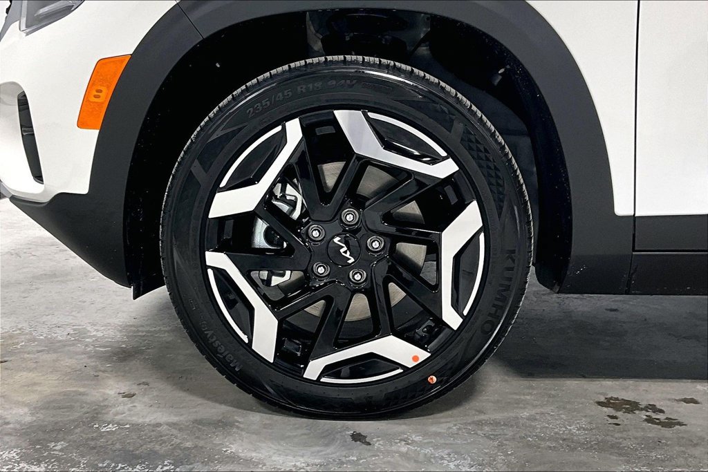 New 2026 Kia Seltos SX AWD/4WD image 30