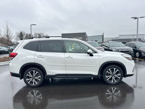 Used 2020 Subaru Forester Limited image 14