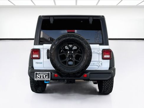 Used 2024 Jeep Wrangler Unlimited AWD/4WD image 5