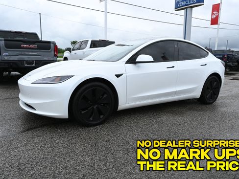 Used 2024 Tesla Model 3 Standard Range RWD image 7