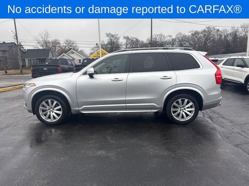 Used 2018 Volvo XC90 T5 Momentum w/ Convenience Package image 2
