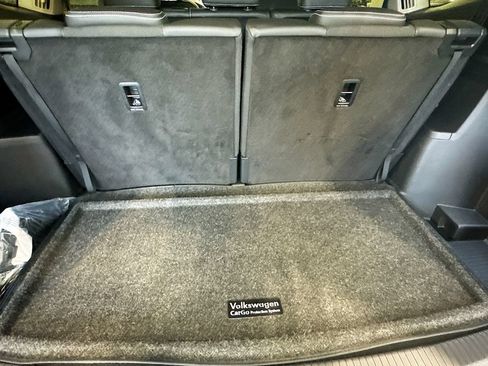 Certified 2025 Volkswagen Atlas SEL AWD/4WD image 29