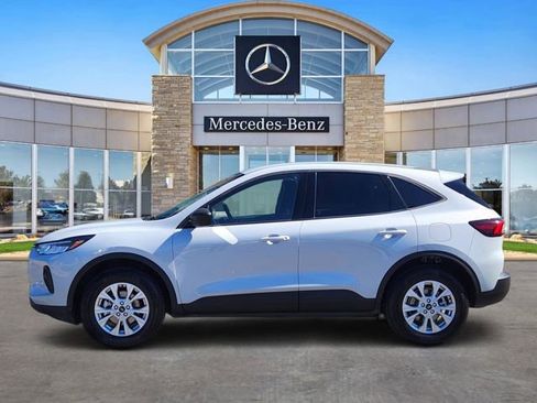 Used 2025 Ford Escape Active image 2