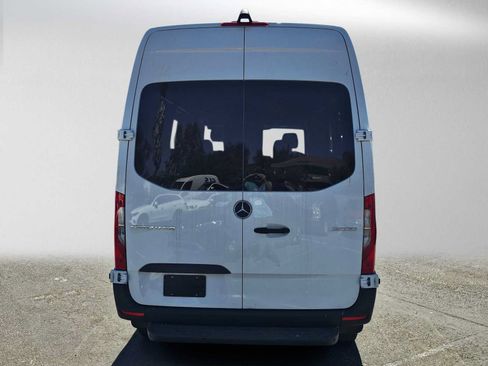 Used 2026 Mercedes-Benz Sprinter 2500 image 4