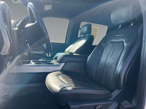 Used 2022 Ford F250 Platinum w/ FX4 Off-Road Package image 9