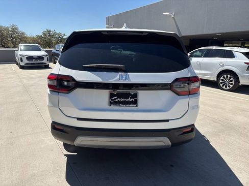 Used 2025 Honda Pilot EX-L image 7