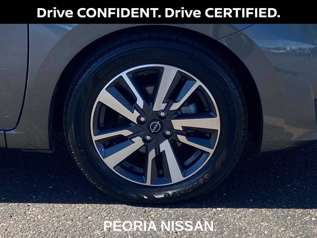 Certified 2023 Nissan Versa SV FWD image 11