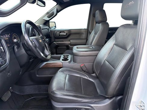 Used 2020 Chevrolet Silverado 1500 High Country AWD/4WD image 9