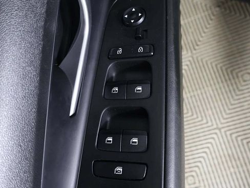 Certified 2023 Hyundai Elantra SEL w/ Convenience Package FWD image 31