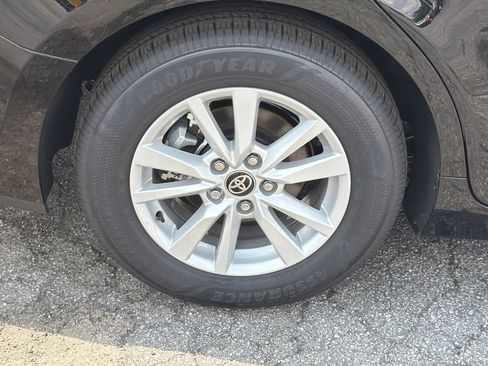 New 2026 Toyota Camry LE w/ Convenience Package FWD image 17