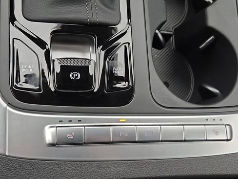 New 2026 Kia Carnival EX image 33