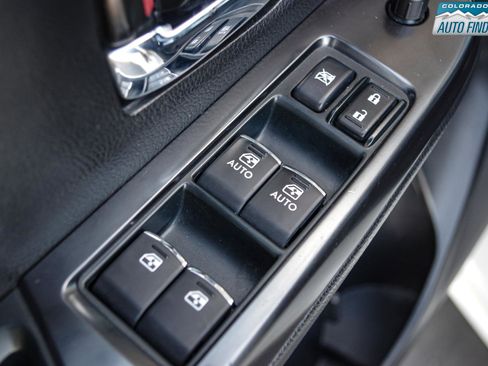 Used 2017 Subaru WRX Premium image 11