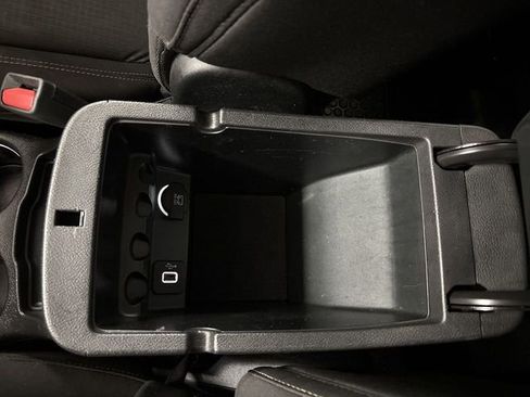 Used 2017 Jeep Cherokee Latitude w/ Cold Weather Group image 51