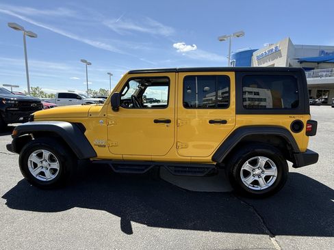 Used 2020 Jeep Wrangler Unlimited Sport S AWD/4WD image 9