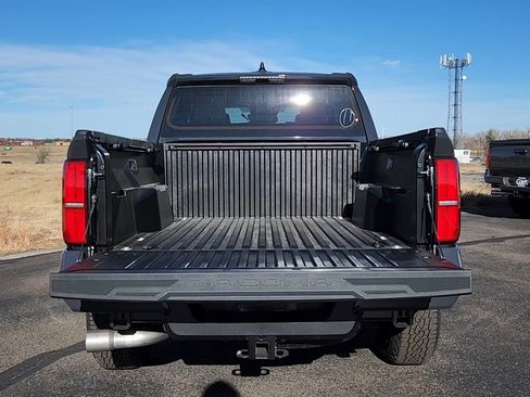 New 2025 Toyota Tacoma TRD Off-Road image 18