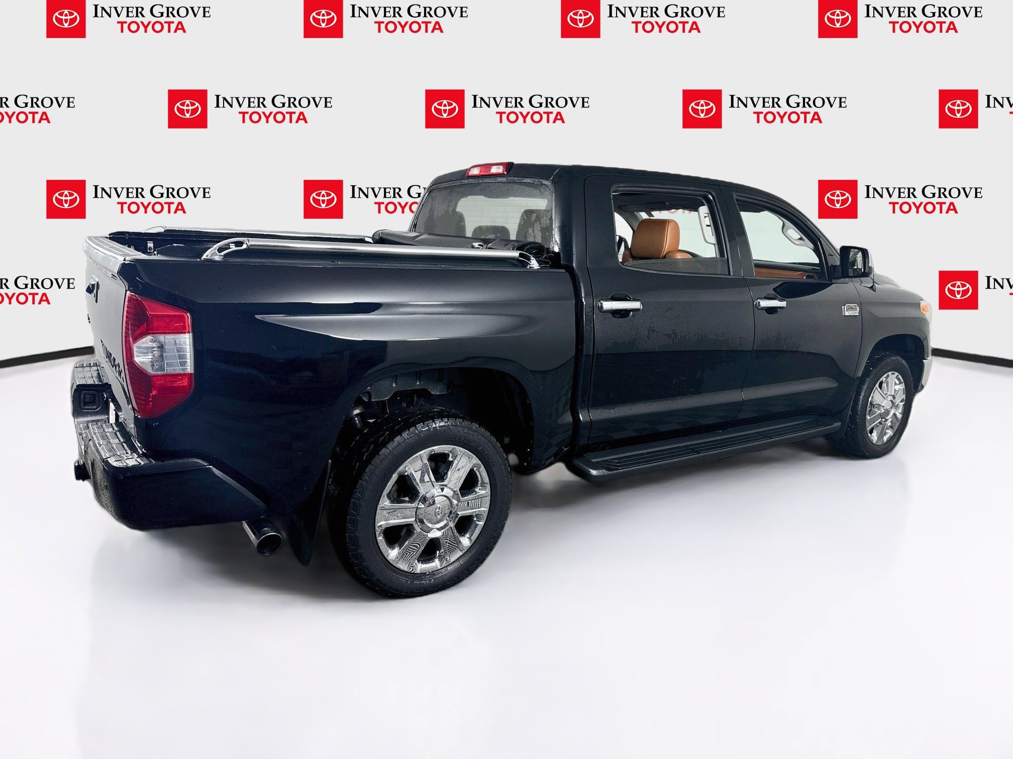 Used 2015 Toyota Tundra 1794 Edition AWD/4WD image 5