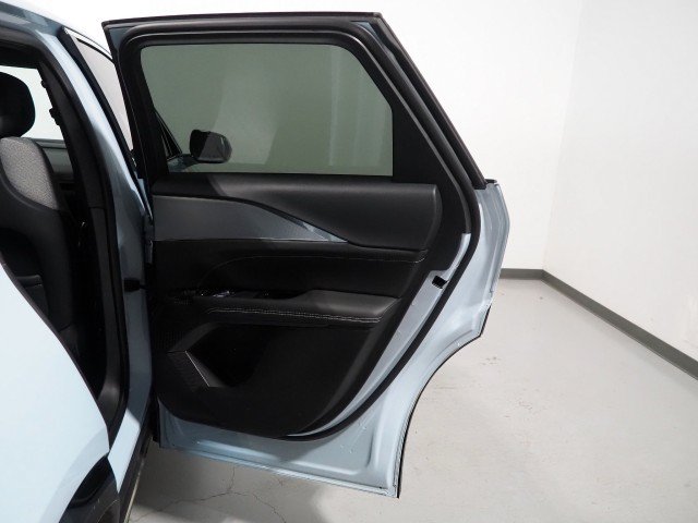 Used 2024 Cadillac Lyriq Tech AWD/4WD image 54