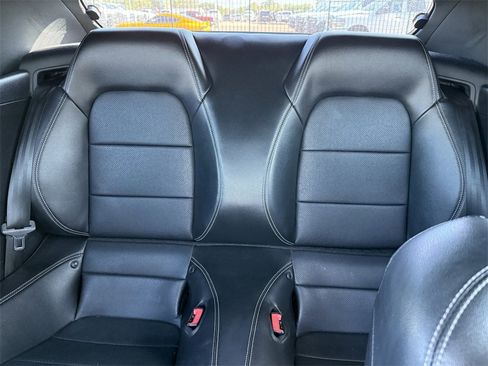 Used 2018 Ford Mustang GT Premium image 23