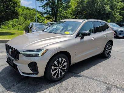 Used 2023 Volvo XC60 B5 Plus w/ Climate Package