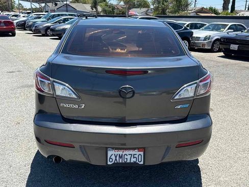 Used 2013 MAZDA MAZDA3 i Touring FWD image 4