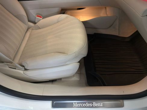 Used 2023 Mercedes-Benz EQS 580 4MATIC Sedan image 21