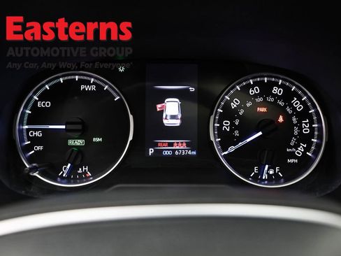 Used 2022 Toyota RAV4 XLE w/ Convenience Package AWD/4WD image 18