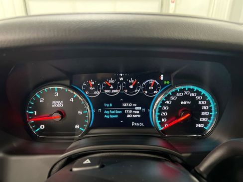 Used 2020 Chevrolet Suburban Premier w/ Premier Plus Edition image 12