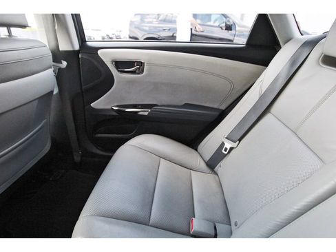 Used 2013 Toyota Avalon Limited FWD image 12