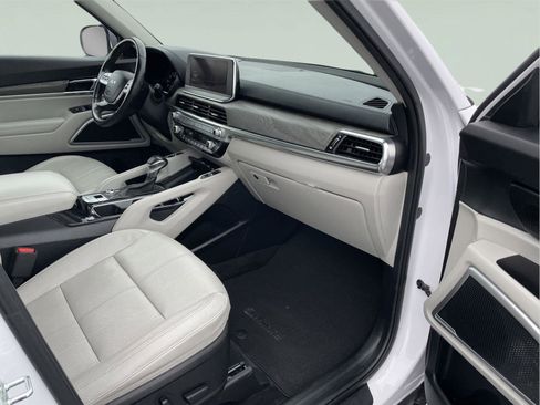 Used 2022 Kia Telluride EX w/ EX Premium Package image 22