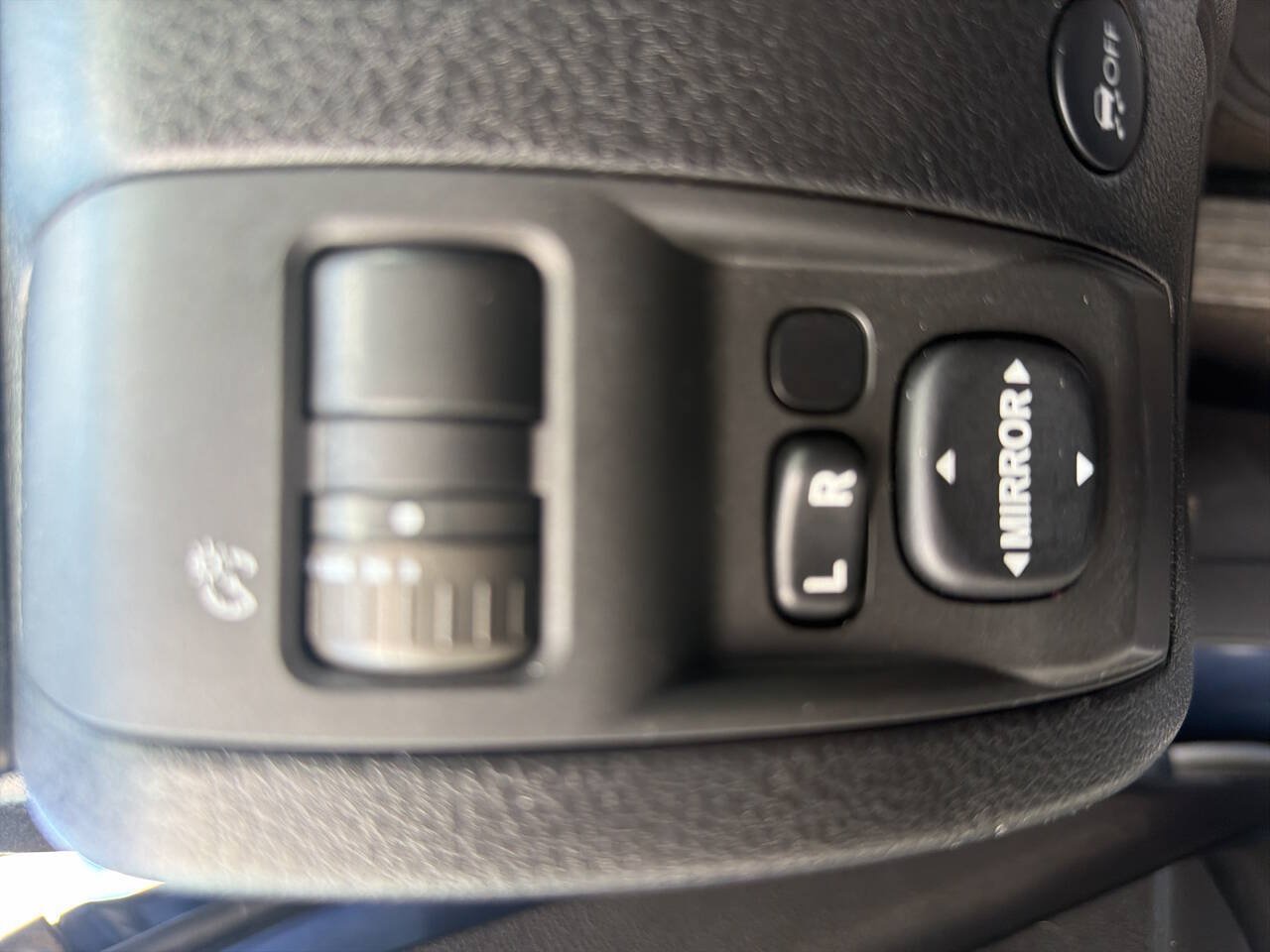 Used 2012 Subaru Forester 2.5X AWD/4WD image 28