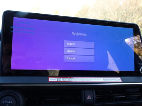 New 2026 Toyota Prius Plug-In Hybrid image 18