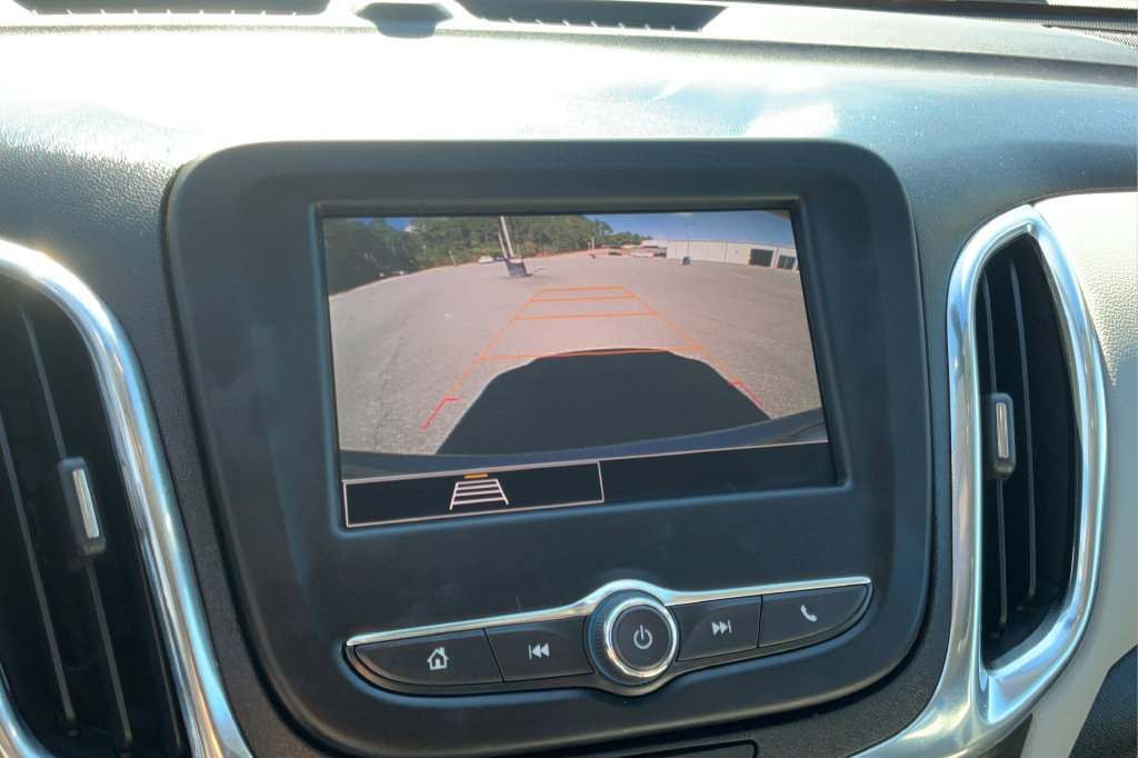 Used 2023 Chevrolet Equinox LT w/ Driver Convenience Package FWD image 16