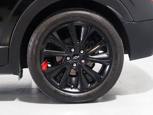 Used 2023 Chevrolet Bolt EUV Premier w/ Sun & Sound Package image 42