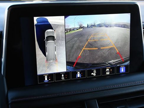 Used 2023 Chevrolet Tahoe RST w/ RST Performance Edition image 13