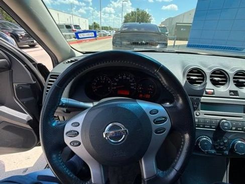 Used 2009 Nissan Altima 2.5 S w/ Convenience Pkg FWD image 17
