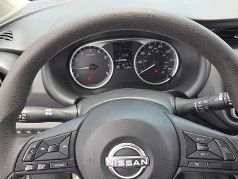 Used 2025 Nissan Kicks Play S FWD image 21
