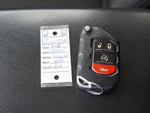 Used 2018 Jeep Wrangler Unlimited Rubicon AWD/4WD image 34