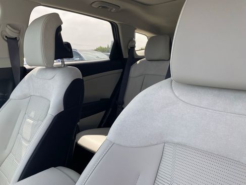 New 2026 Kia Sportage SX Prestige AWD/4WD image 14