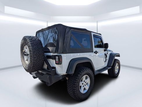 Used 2017 Jeep Wrangler Sport w/ Quick Order Package 24S AWD/4WD image 3
