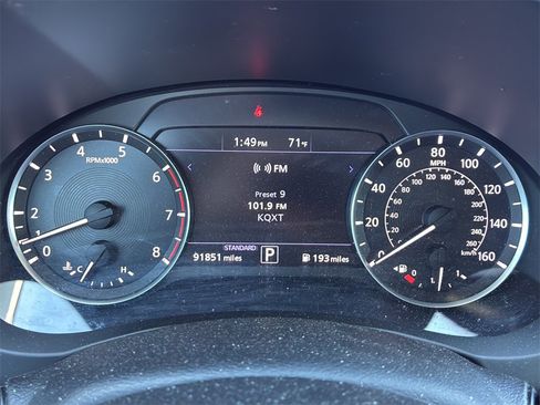 Used 2019 INFINITI QX50 Pure image 31