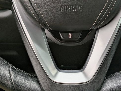 Used 2023 BMW X5 xDrive40i w/ Premium Package AWD/4WD image 8