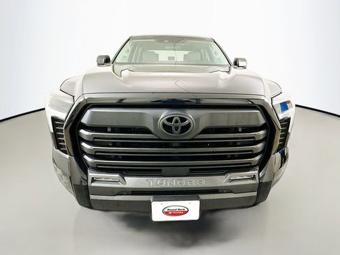 Used 2022 Toyota Tundra SR5 w/ SR5 Convenience Package image 2
